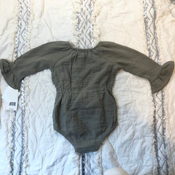 Grayson Mini NWT Baby Girl's Bow Front Green Romper 12M - Picture 4 of 4
